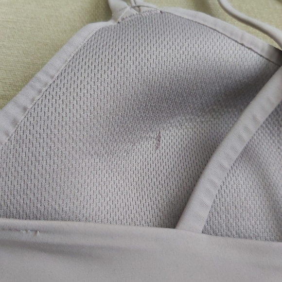 NWOt LULULEMON purple lilac sports bra - Picture 6 of 10